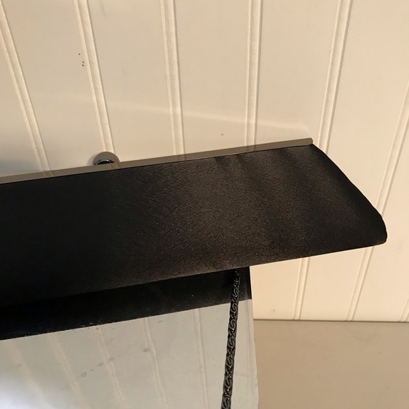 Sleek Elegant Jessica McClintock Black Handbag - Picture 5 of 8